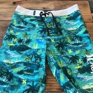 Board shorts